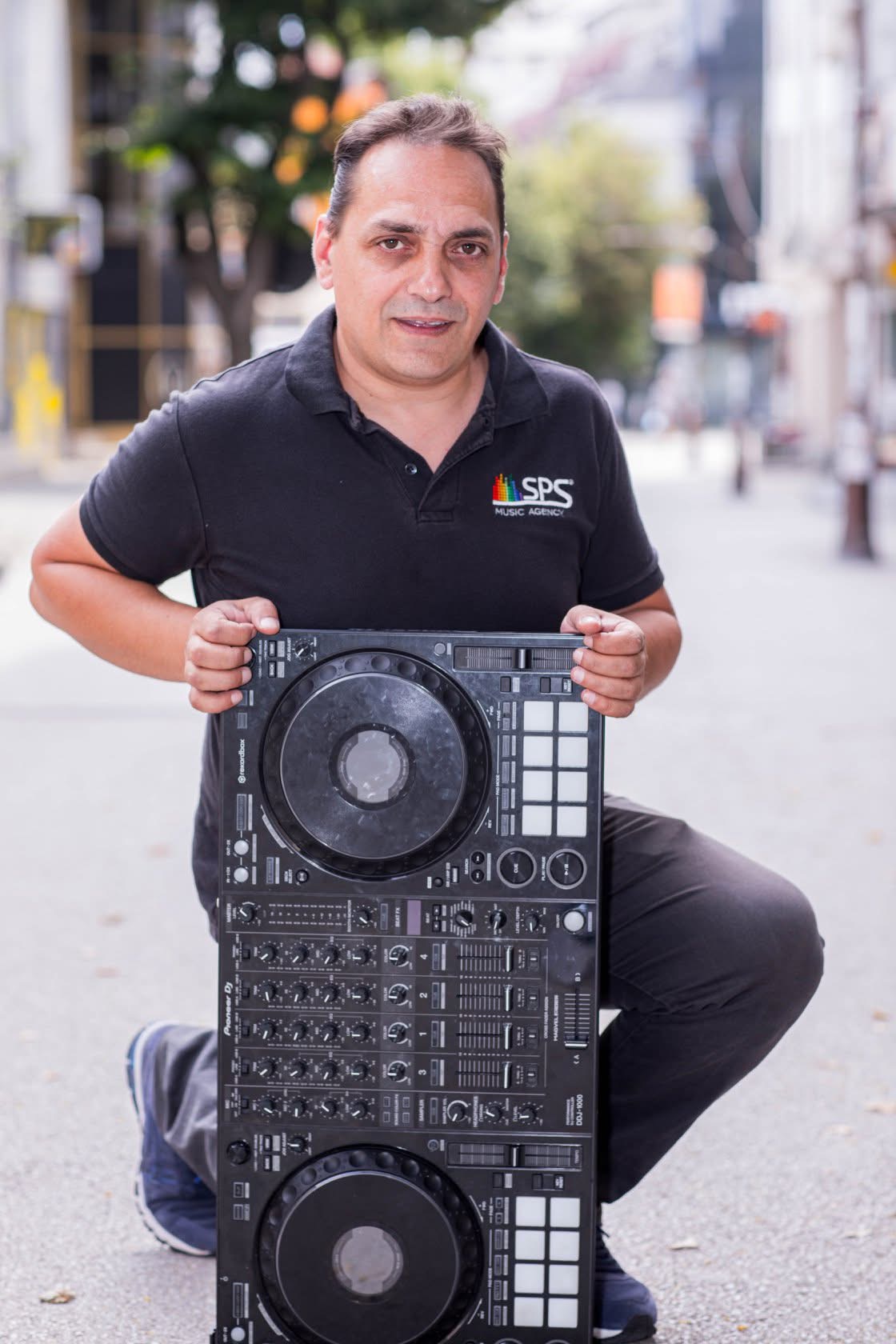 DJ PARTY BOY